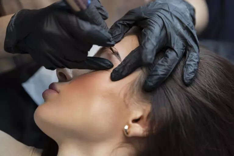 The Art of Permanent Makeup: Exploring the World of Micropigmentation