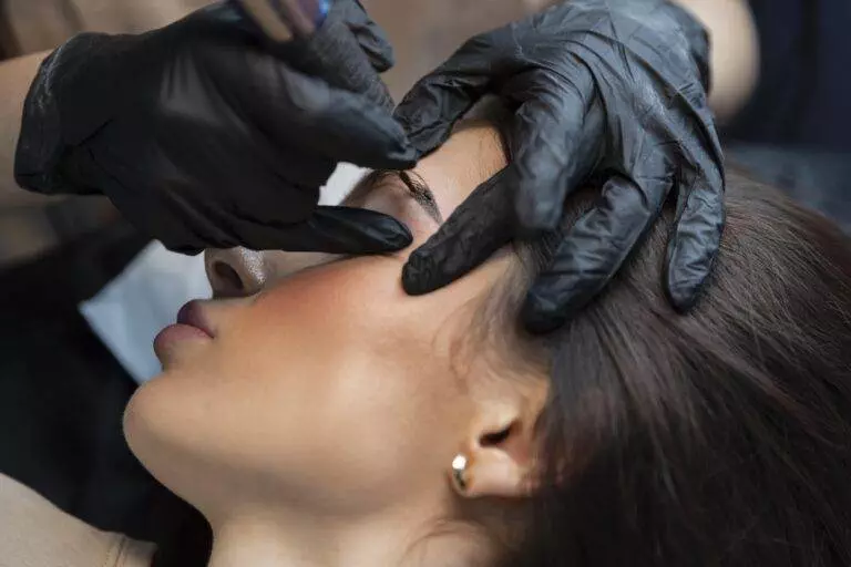 Dark Heart Ink Shares Tips for Maintaining Your Eyebrow Tattoos